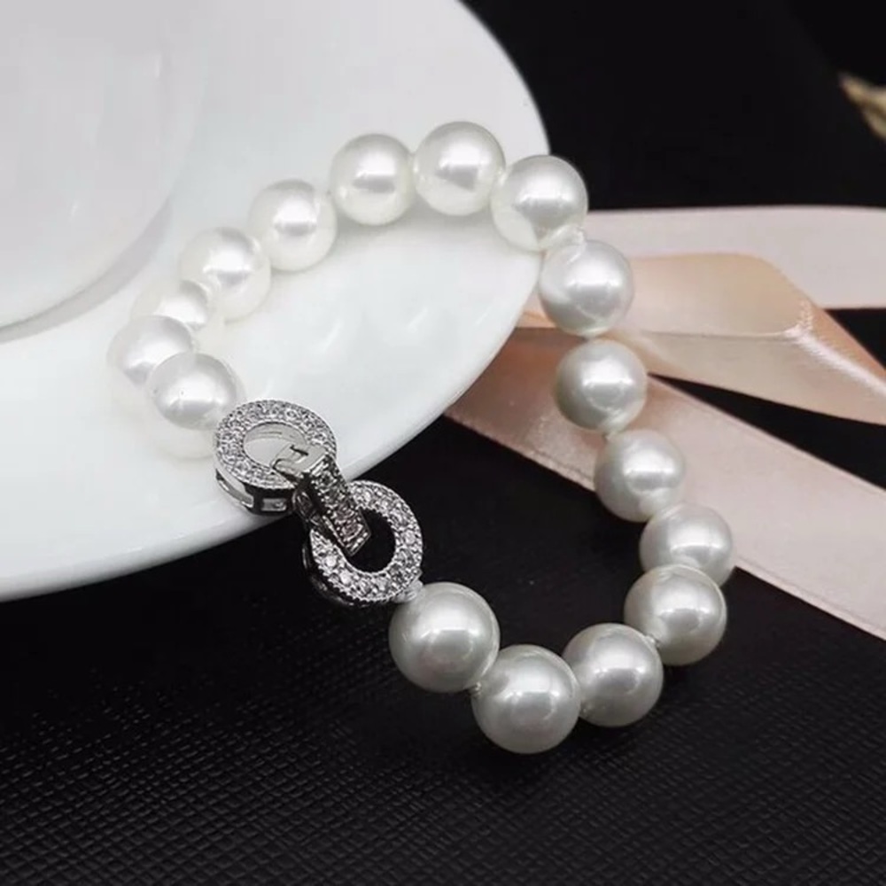Mother shell pearls bracelet in 925 Sterling hardware